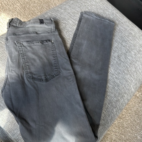 7 For All Mankind Paxtyn Skinny - Picture 6 of 12